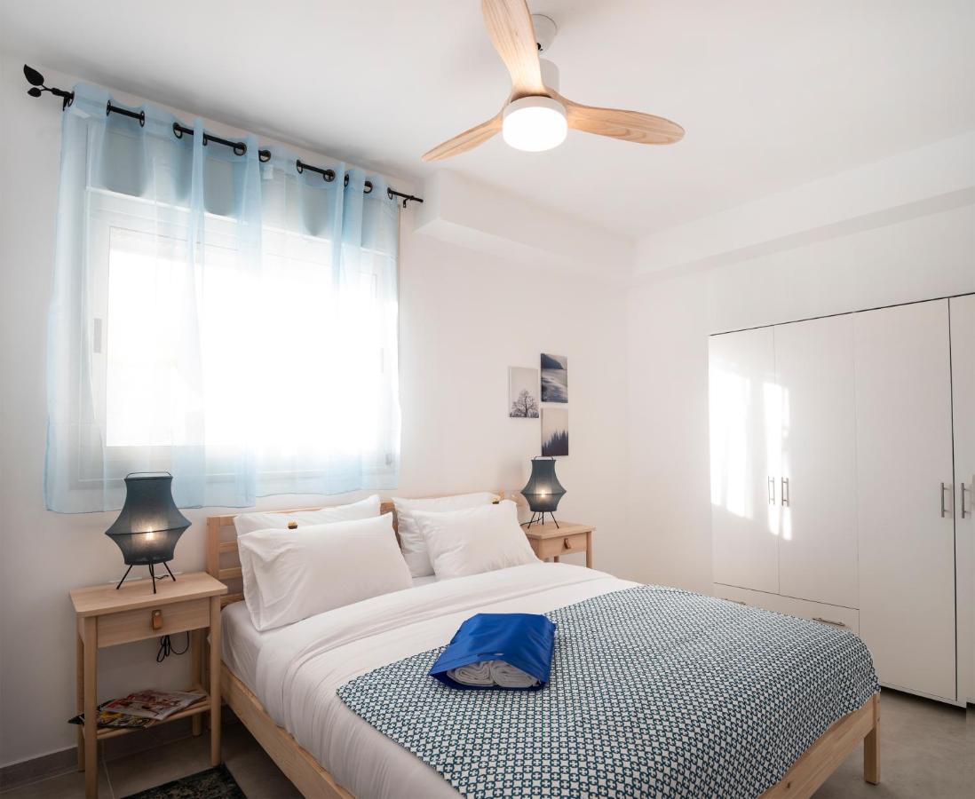 Argaman Beach Apartment Acre Exterior photo